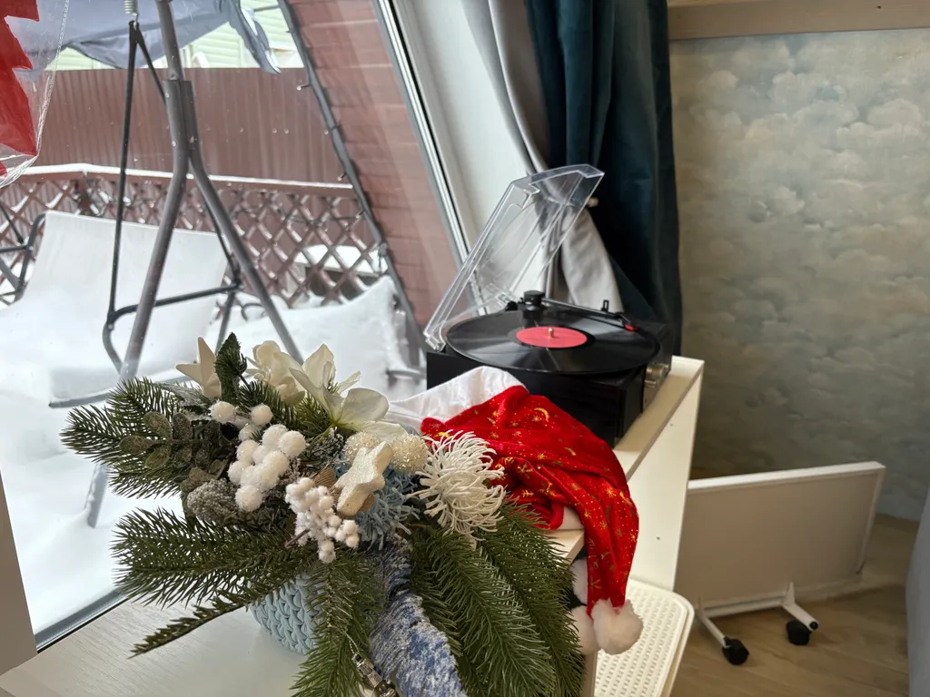 Сказочный А-фрейм с отдельной баней из липы в заповедном лесу