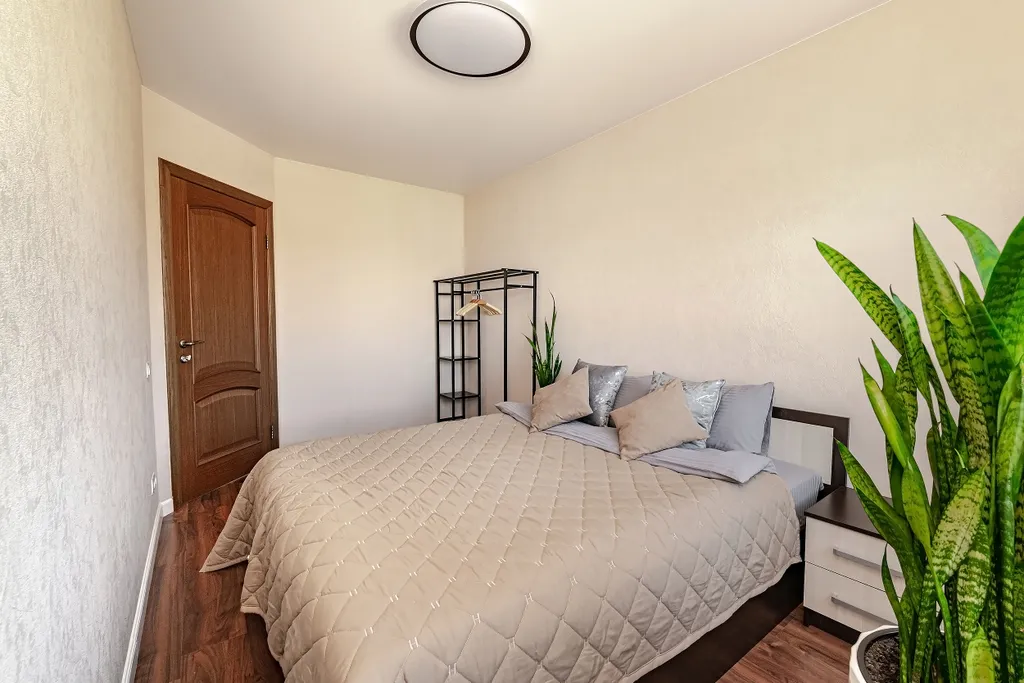 Прекрасная квартира с шикарным видом на мост в центре