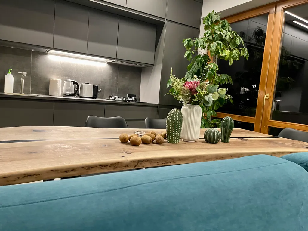 4-комнатная Квартира