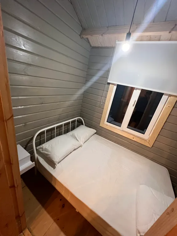 Большой домик на четверых с отдельной спальней