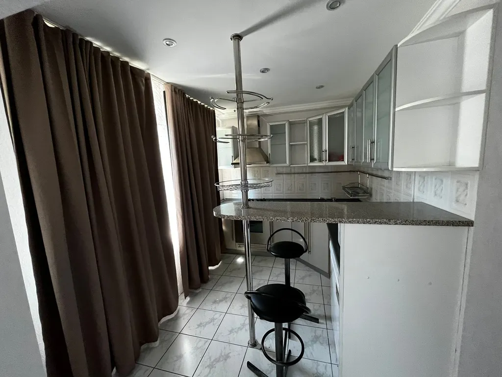 Уютная трёхкомнатная квартира в Сочи на Виноградной