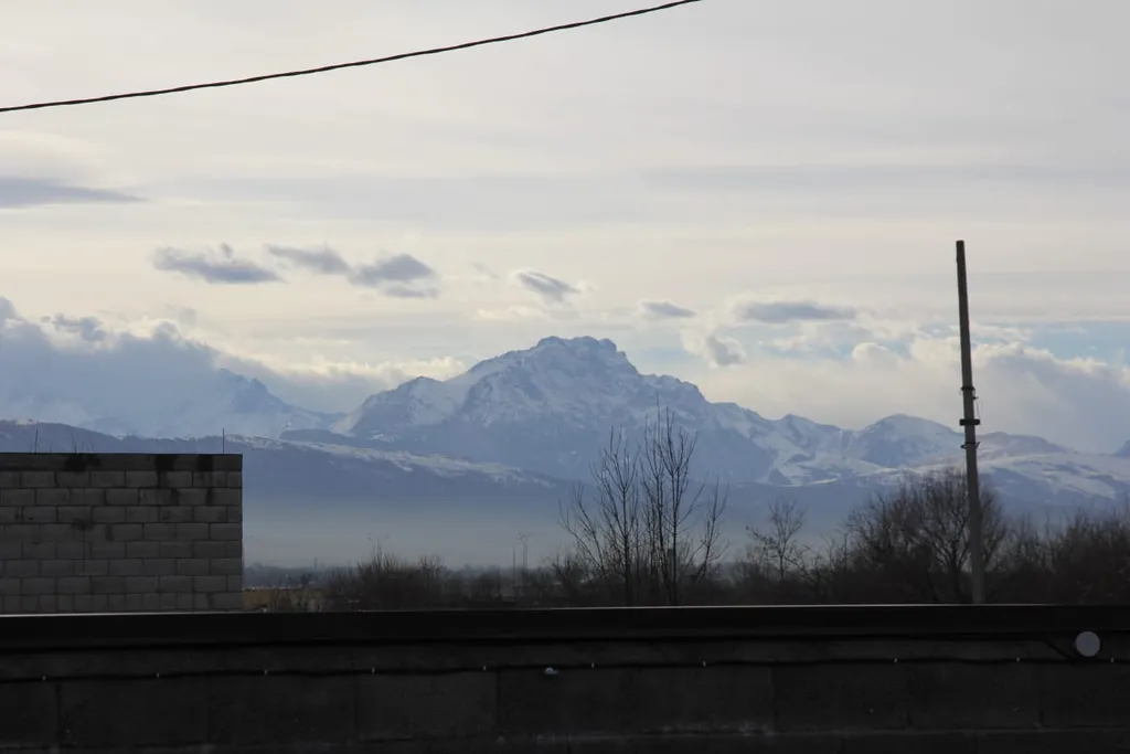 Новый дом со всеми удобствами