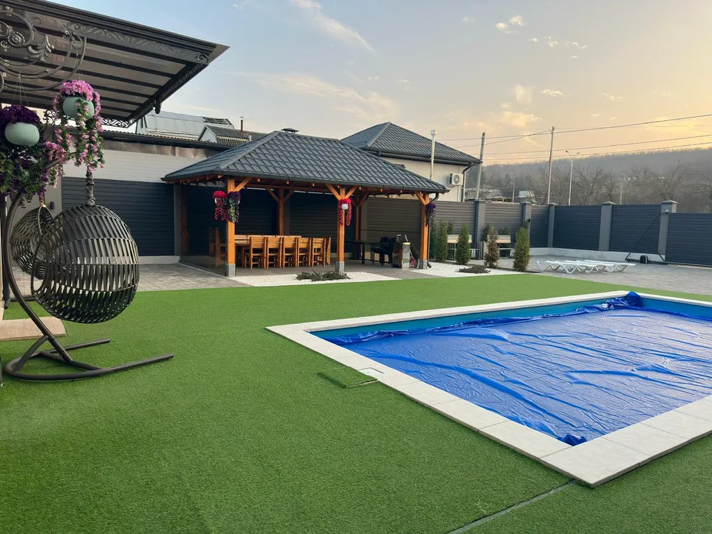 Вилла Времена года