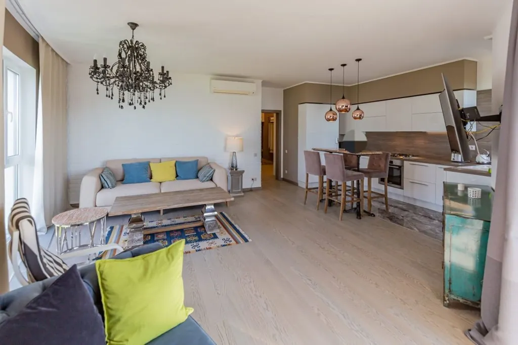 2-комнатная квартира с террасой и красивым видом