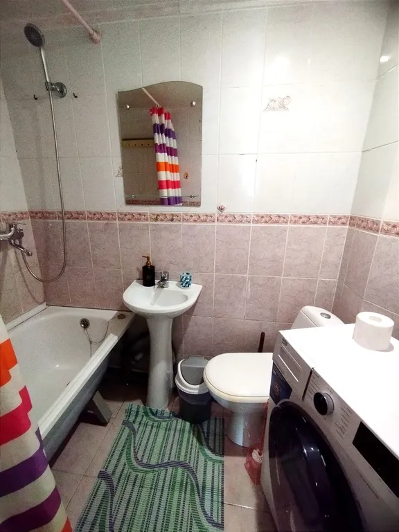 Квартира Красивая трёхкомнатная квартира — Карасук