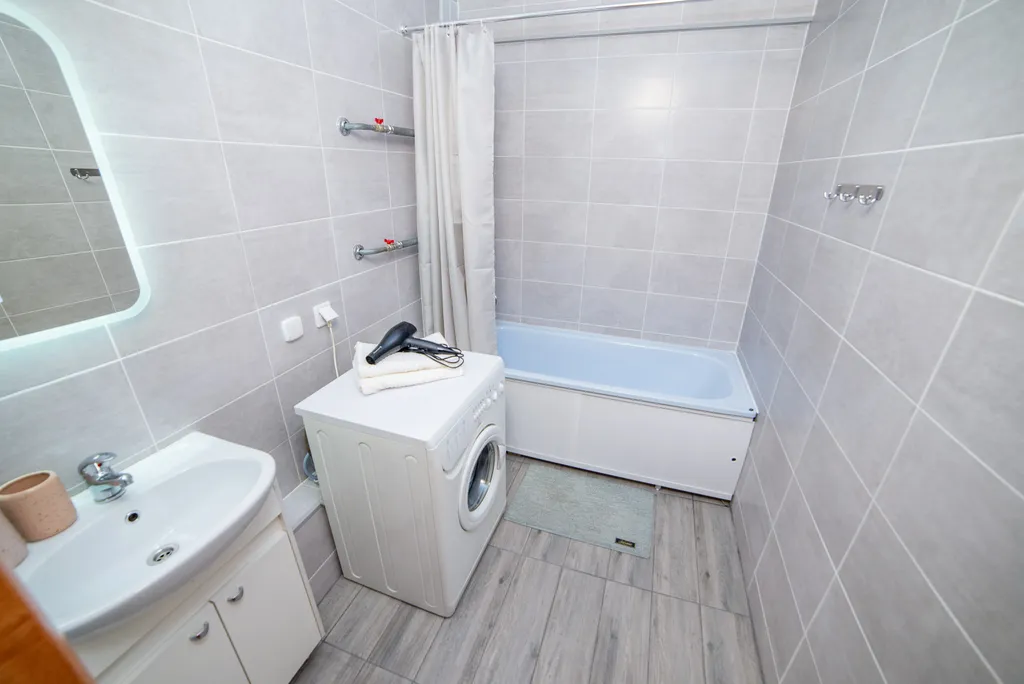 Квартира Квартира Царство леса и красок — Екатеринбург