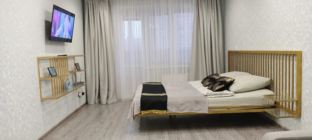 Рядом с МНТК микрохирургии глаза