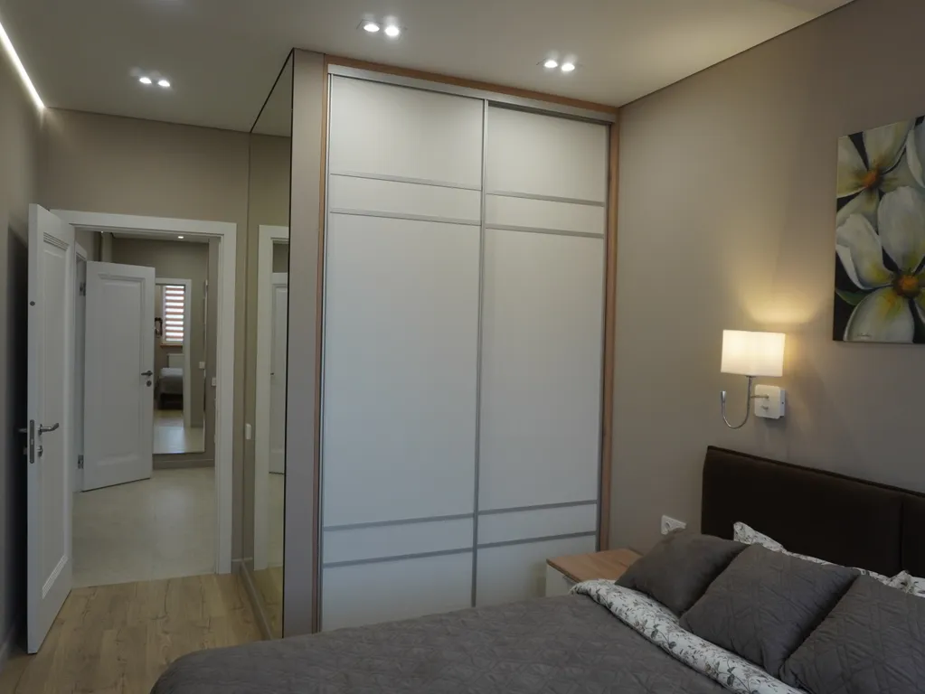 Дизайнерская новая квартира с видом на море