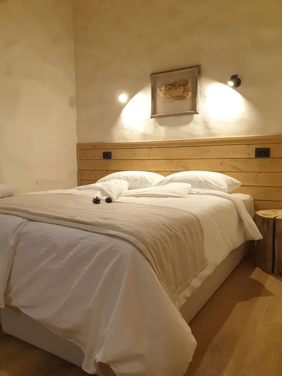 Семейный номер комфорт 3 ком. вид на озеро и парк