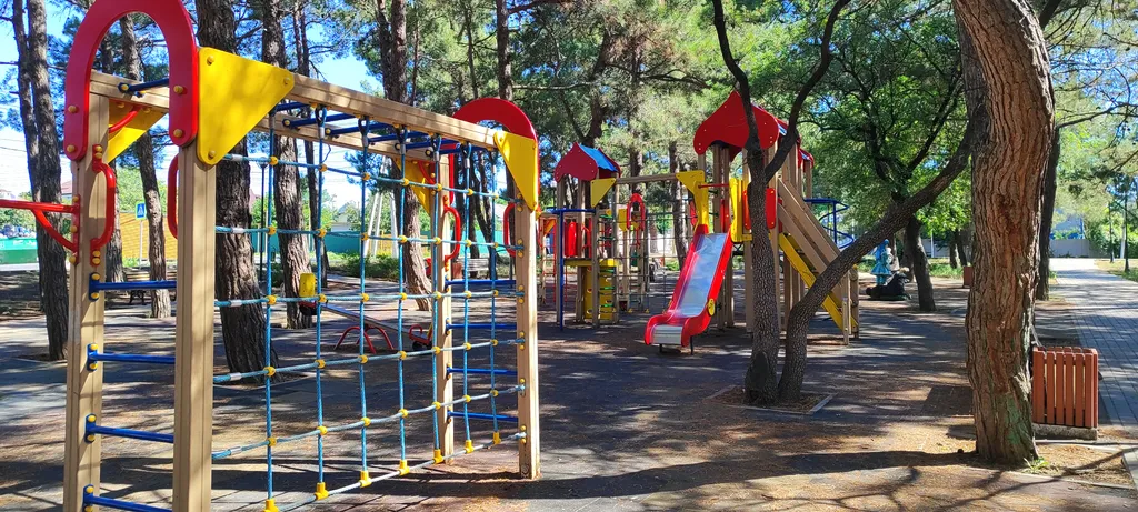 Коттедж Часть дома со своим двором и беседкой — Геленджик