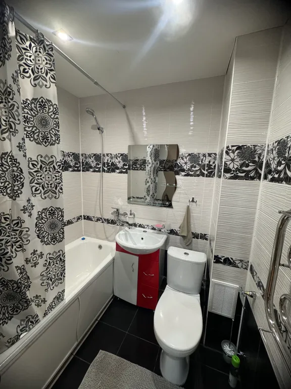 Большая 2-комнатная