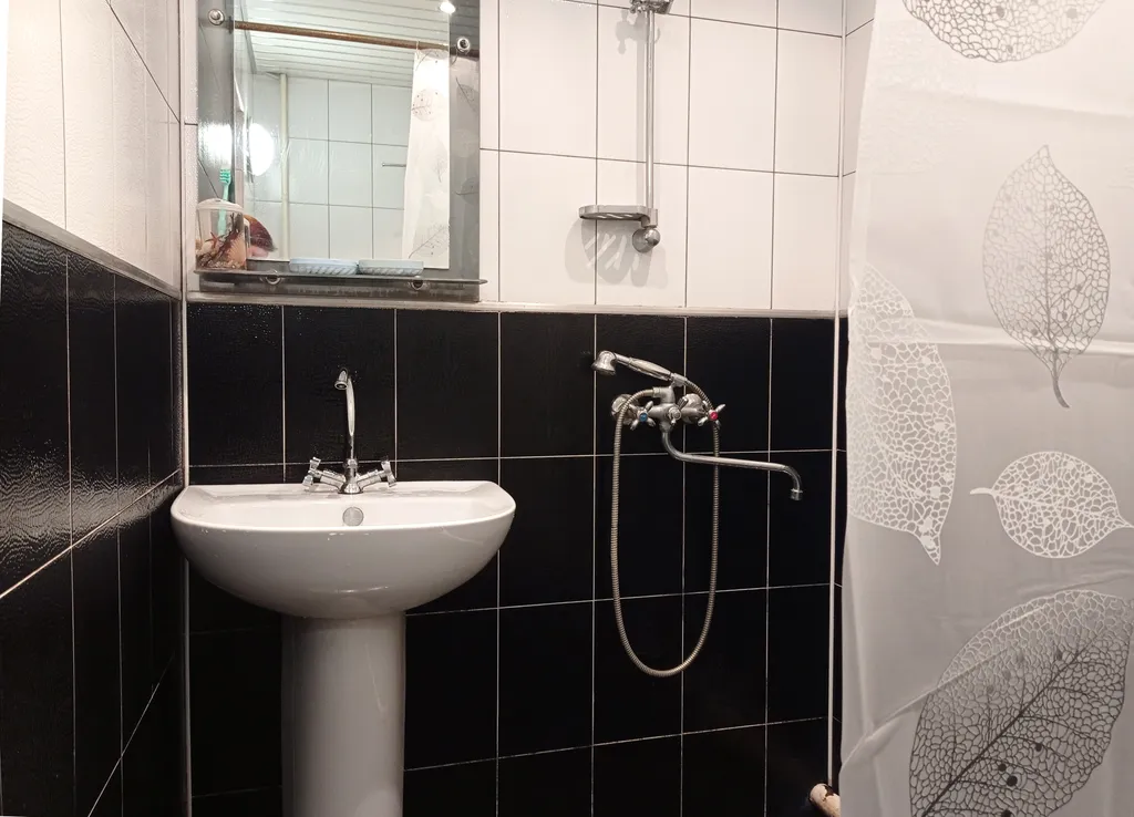 Коттедж Домик для двоих гостей — Кисловодск