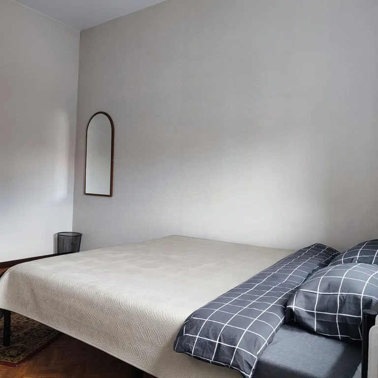 Квартира Комната в сердце города — аренда посуточно в Калининград