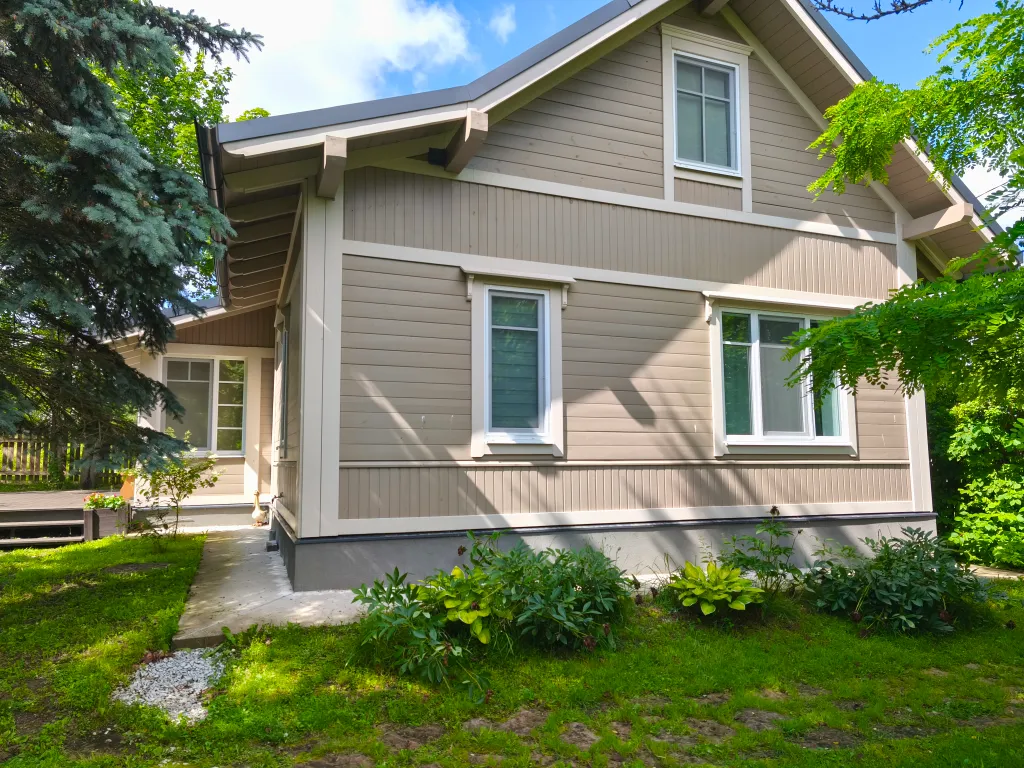 Уютный дом в Изборске