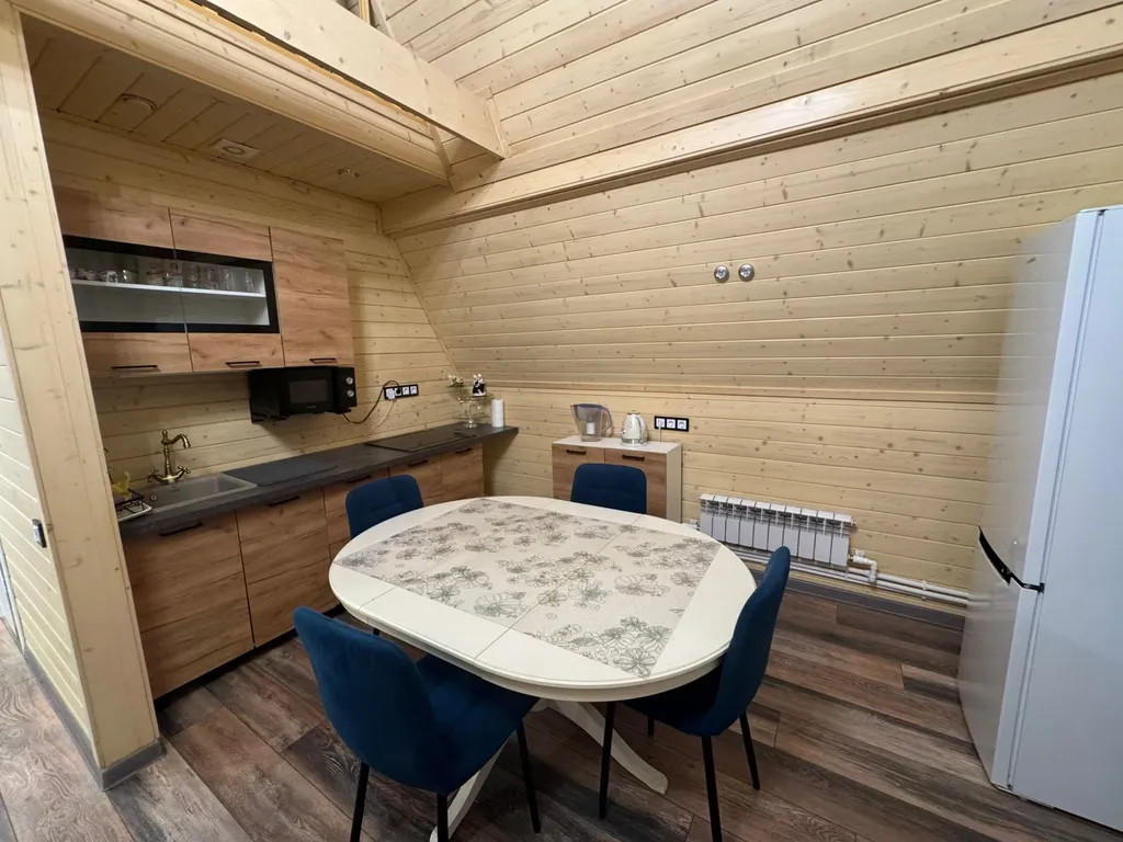 Уютный домик на базе отдыха глэмпинге "Салтыыковские бани - Мира пара"