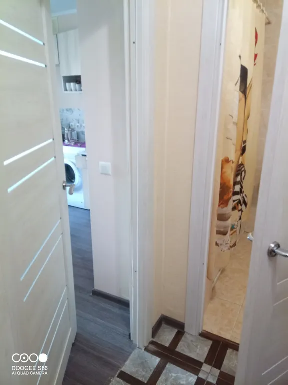 Квартира у Айсберга, Хутынского монастыря