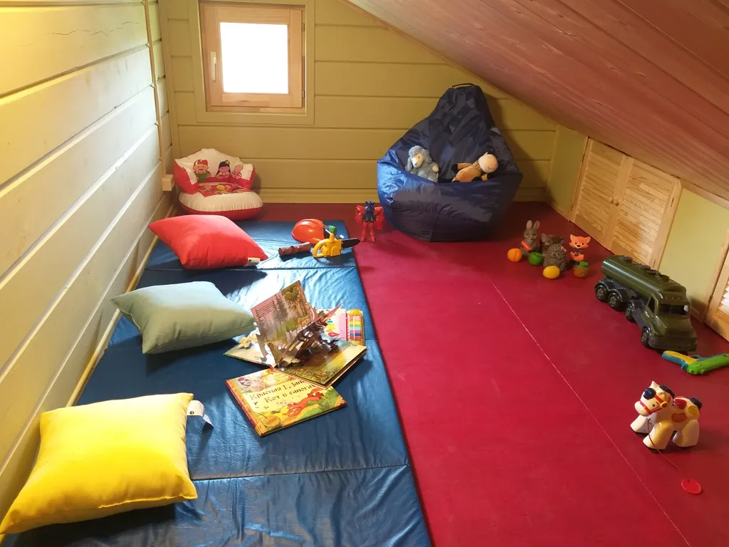 Коттедж Загородный дом с русской баней и множеством развлечений для всей семьи — Лобня