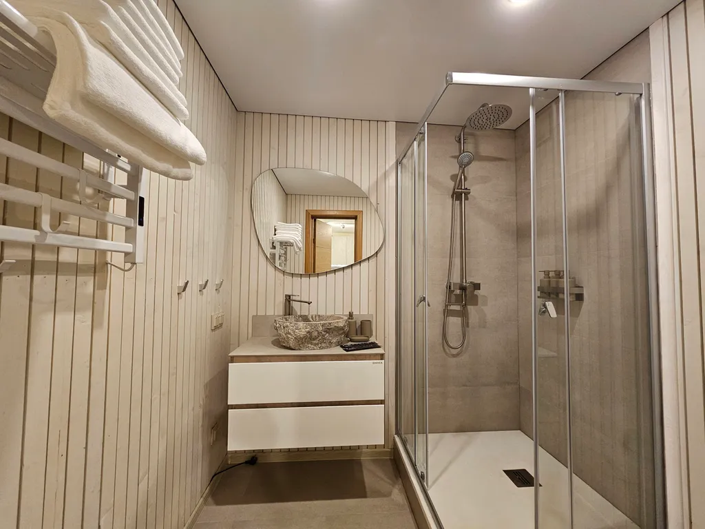 Коттедж Вилла Kolme с видом на лес и зоной барбекю — Приозерск