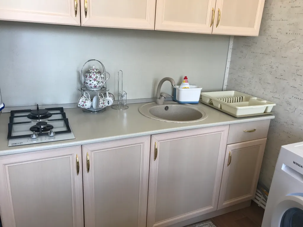 Квартира с видом на море, на берегу моря