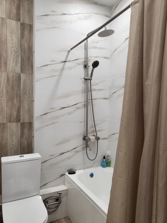 Евродвушка с авторским дизайном, в центре, около Мега парка