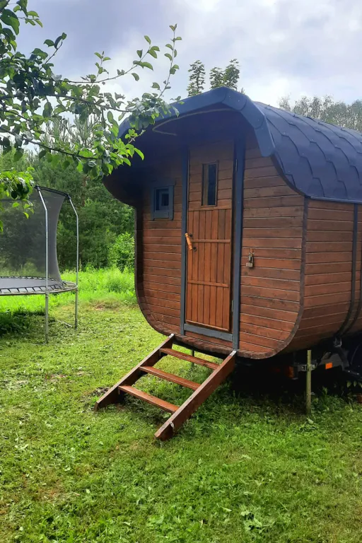 Домик Уют Самана в Родовом поместье в лесу