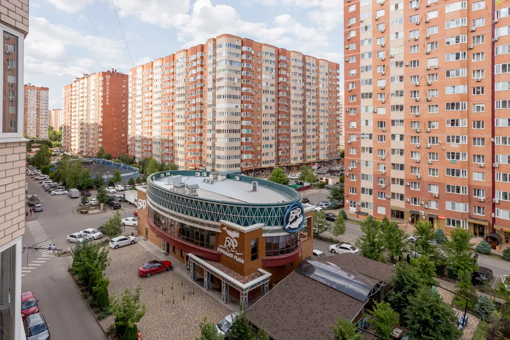 Апартамент LikeHome Карамель c видом на стадион и парк