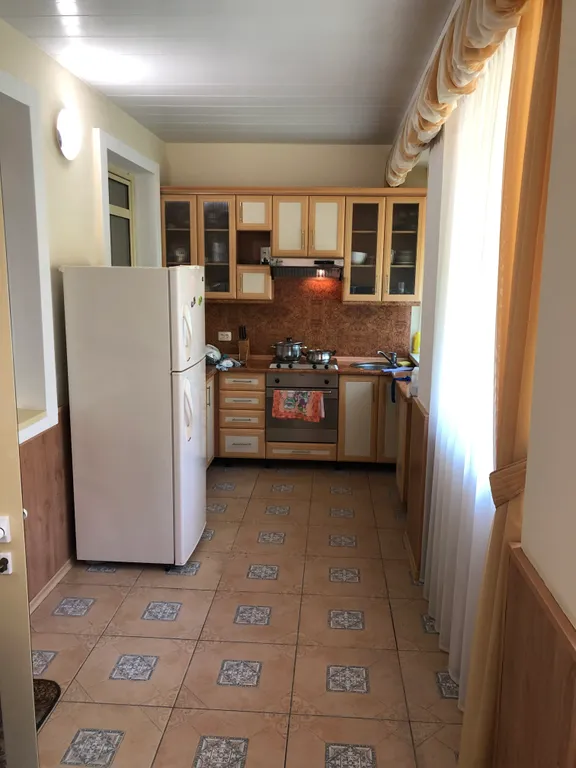 Дом на берегу моря в Ялте со своим двориком