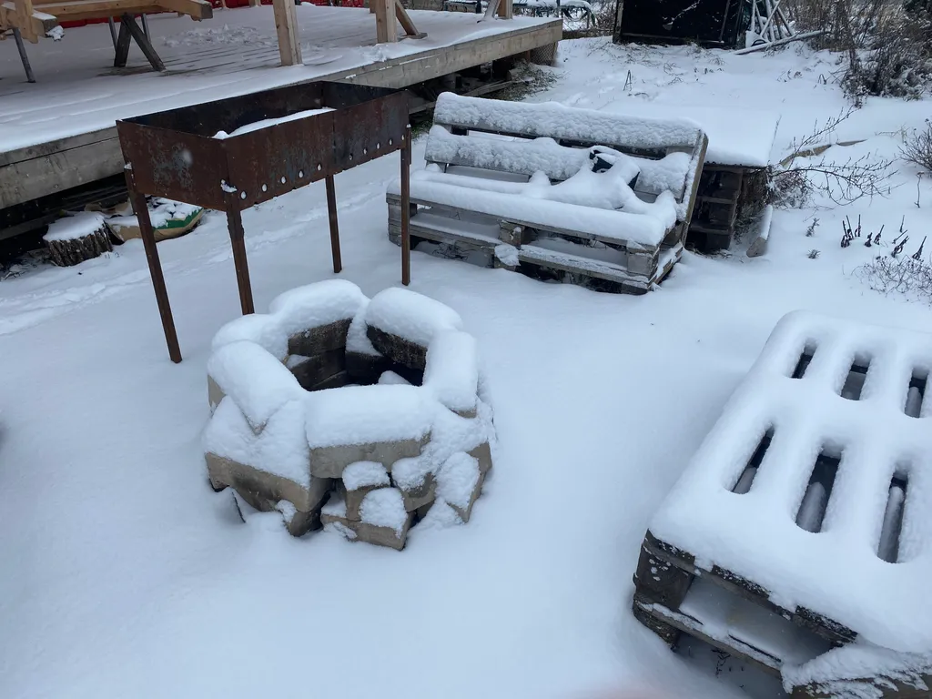 Дом с печкой, баней и речкой