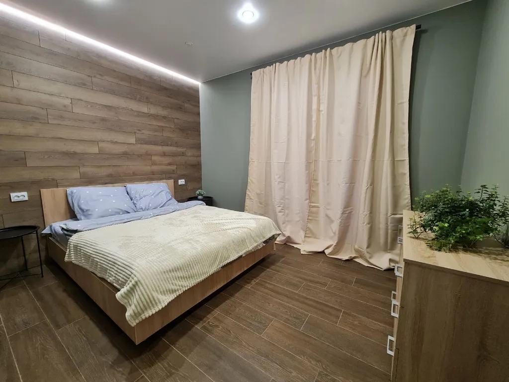 Уютный загородный дом с панорамным окнами