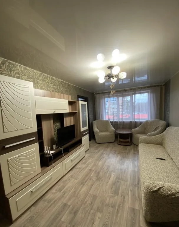 Уютная квартира — аренда посуточно в Белово