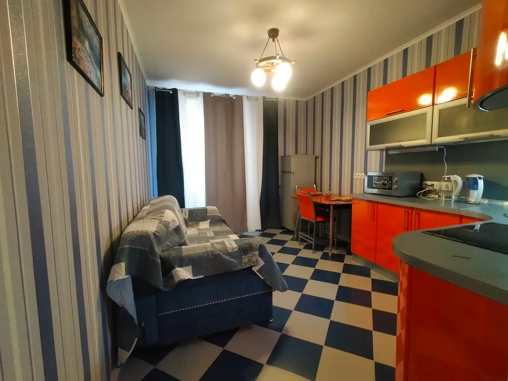 Квартира в районе с хорошей инфраструктурой и удобным заездом с трасcы