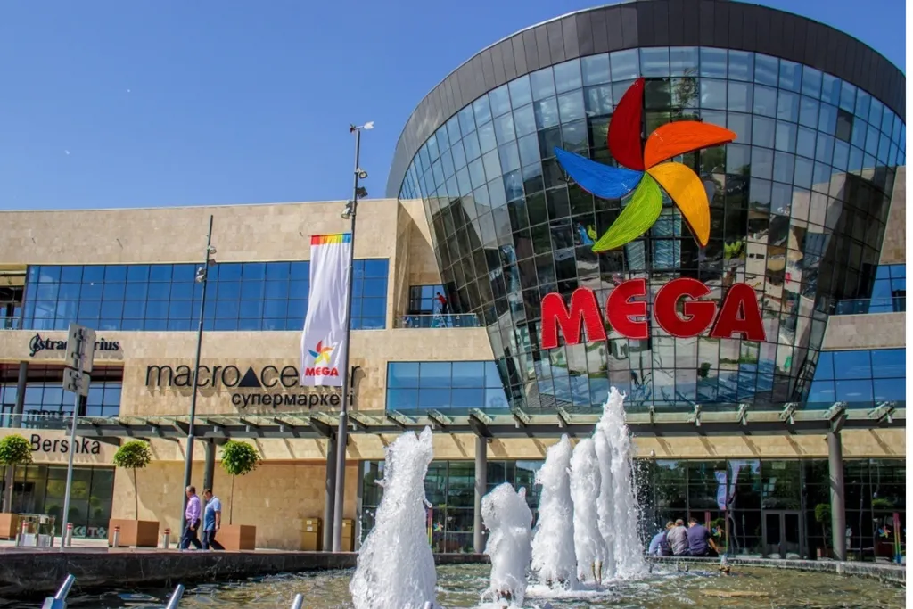 Яркая и стильная студия рядом с mega park