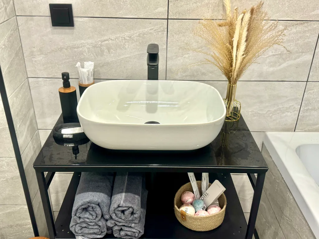 Квартира рядом с тц Арена,леруа мерлен, близко до Аэропорта