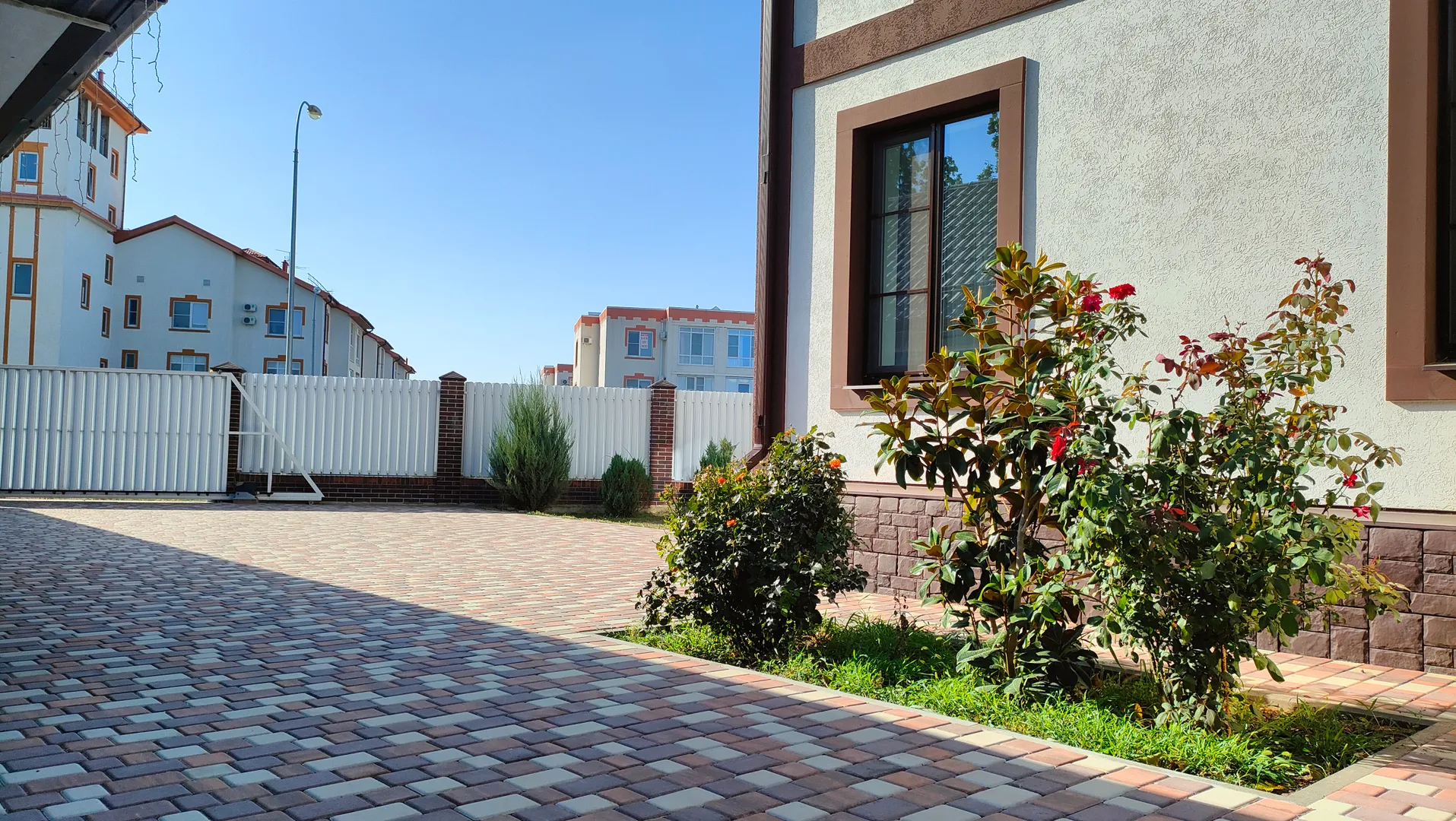 Простор для катания на велосипеде и самокате