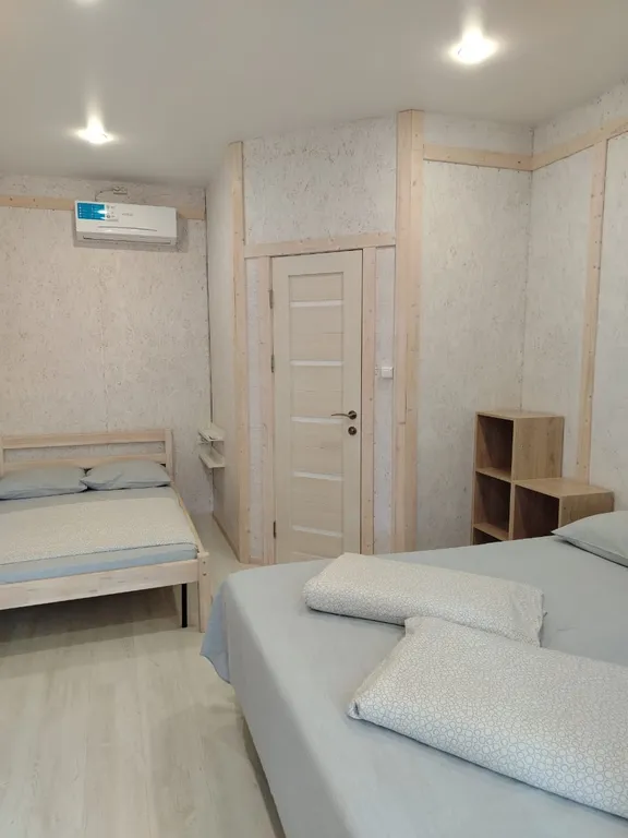 Трёхместный номер с летней кухней на лоджии, теплым бассейном