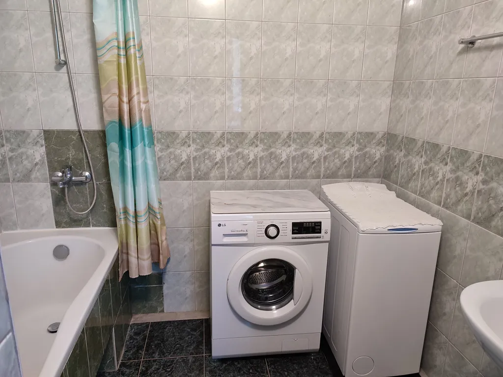 Часть дома с отдельным входом и двором в Мисхоре