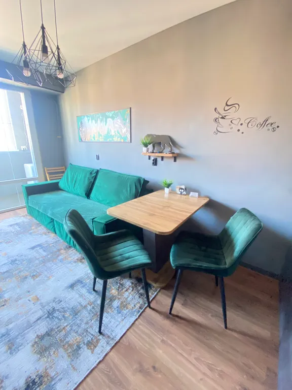 Квартира с дизайнерским ремонтом в стиле лофт