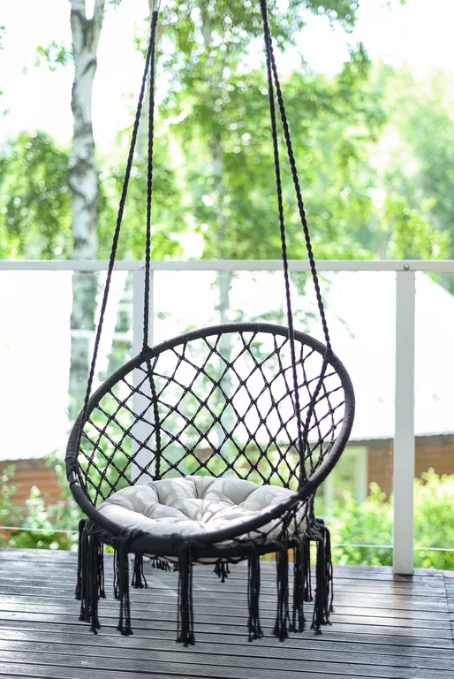 Вилла на берегу Ангары