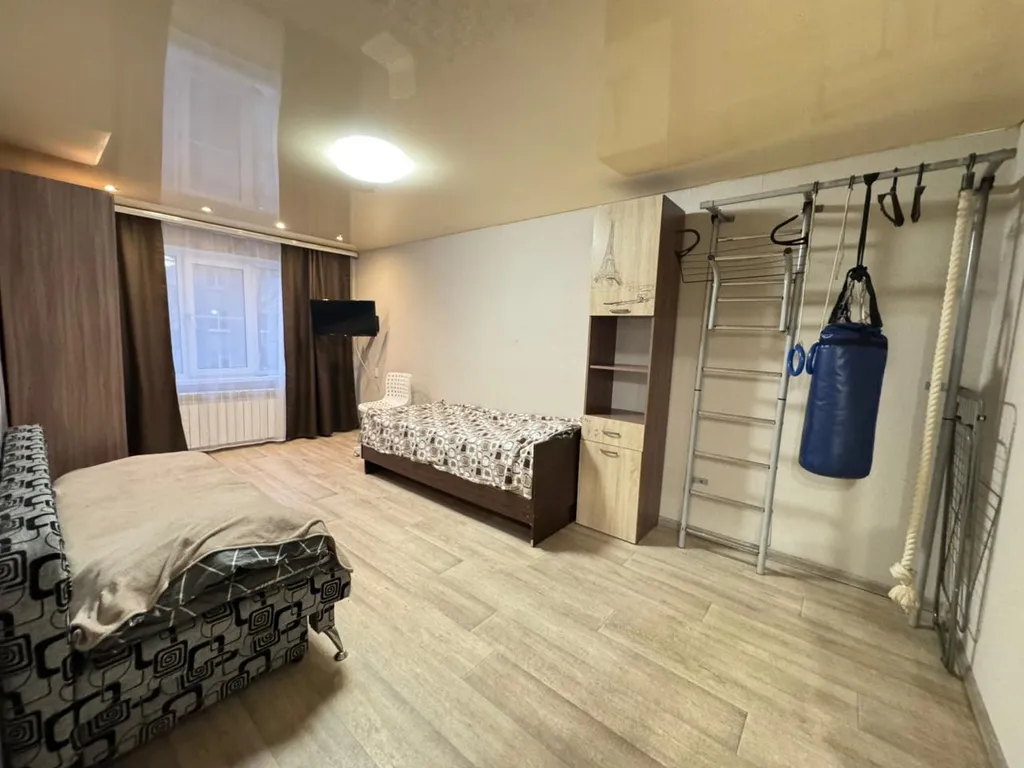 Светлая и чистая квартира с современным ремонтом — аренда посуточно в Череповец