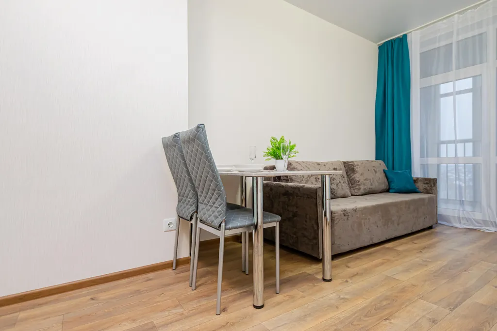 Уютная двухкомнатная квартира евро формата у Планеты