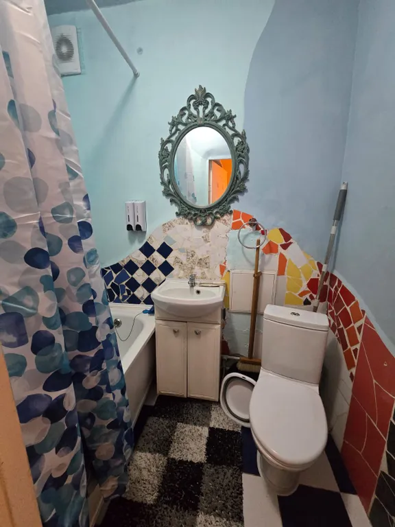 Квартира 1 комнатная рядом с плазой и больницей