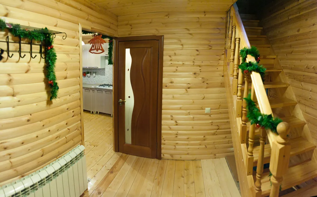 8-комнатный Дом