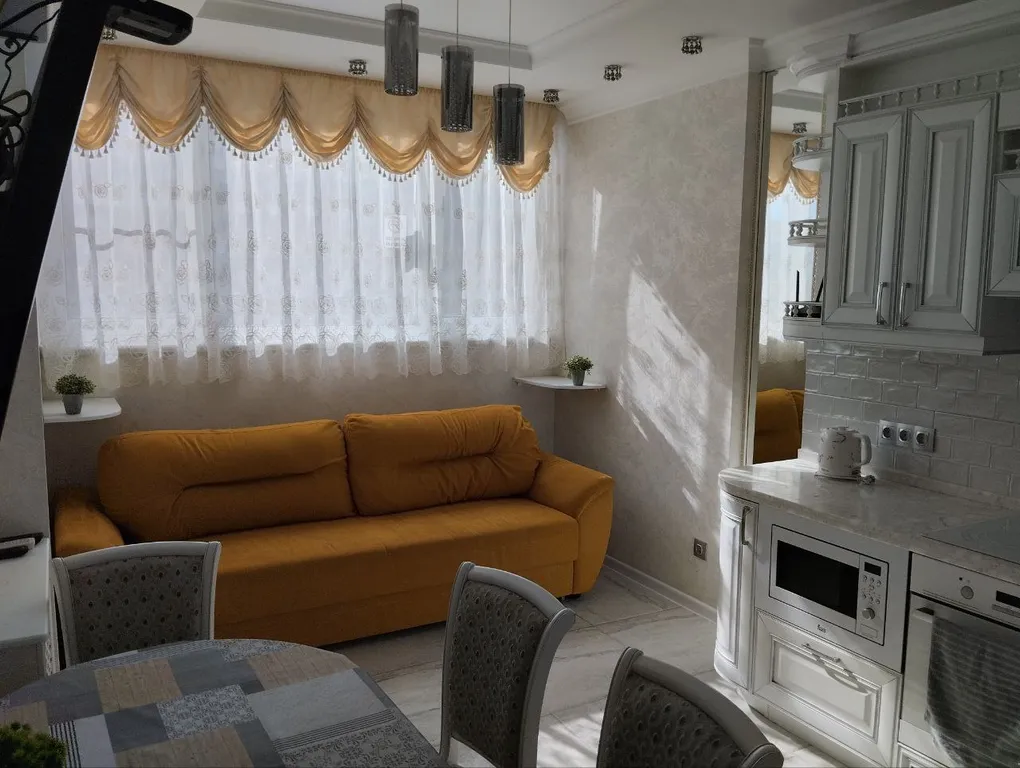 Квартира с видом на стадион