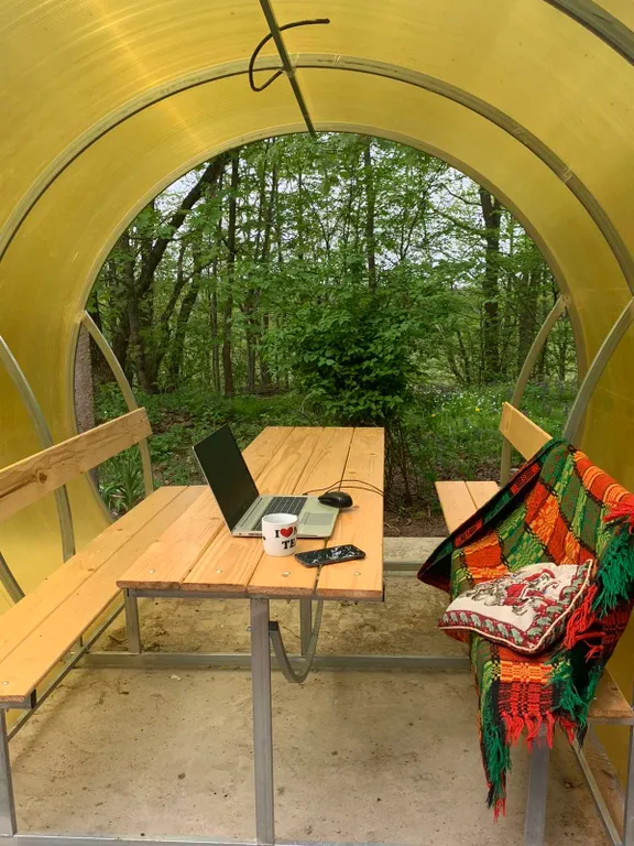 Гостевой дом в лесу в 15 минутах от центра