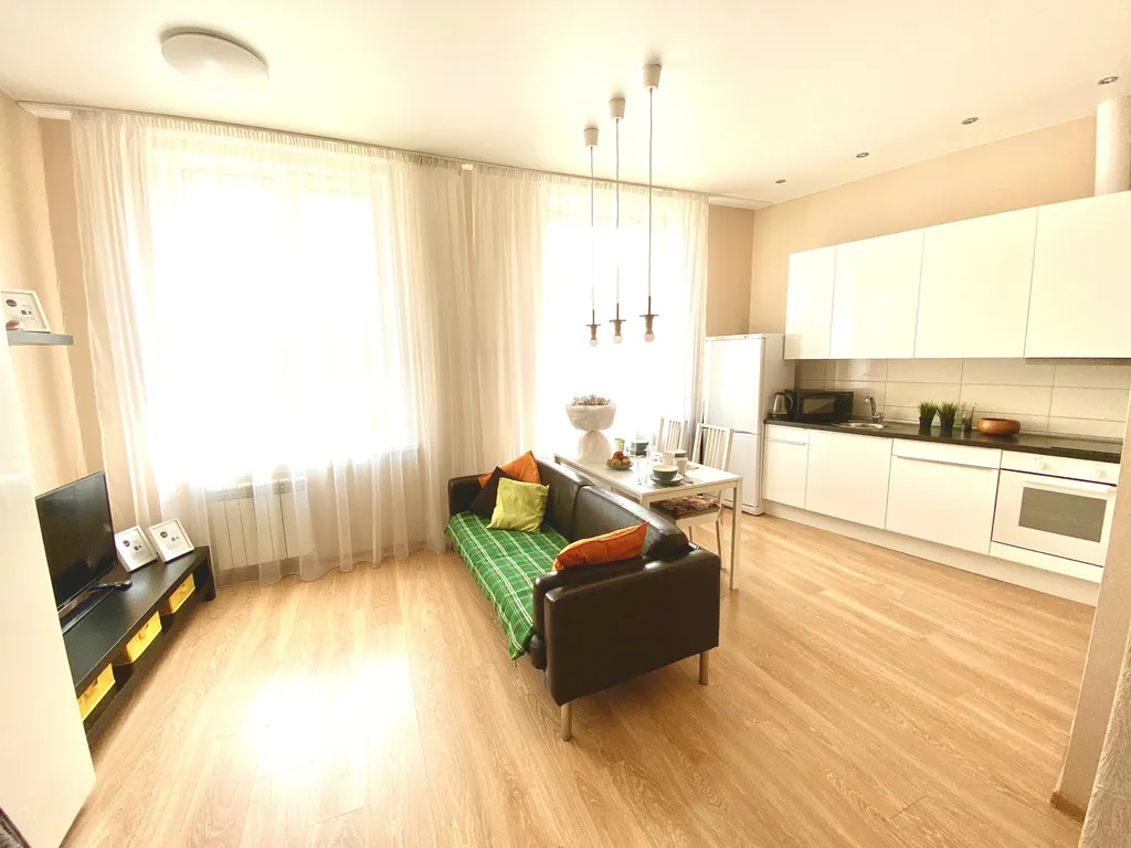 Квартира Просторная студия у метро РАНХиГС и Октябрьская — аренда посуточно в Новосибирск