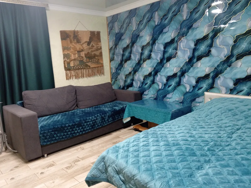 Уютная квартира студия в тихом месте.