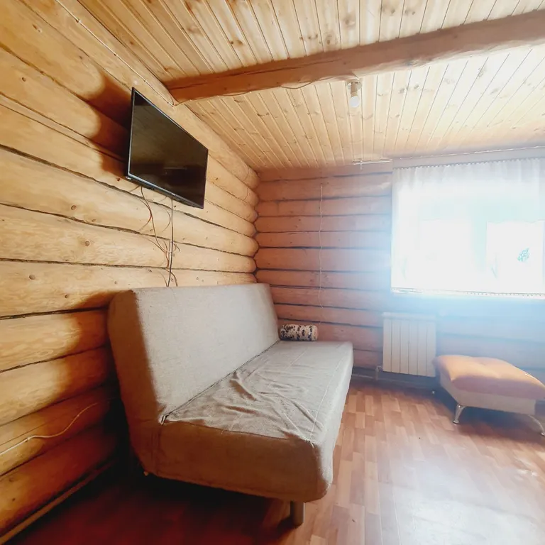 Бревенчатый дом в центре с баней и мангалом