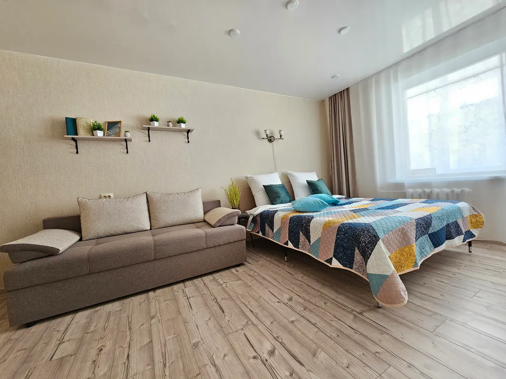 Апартамент у Июня