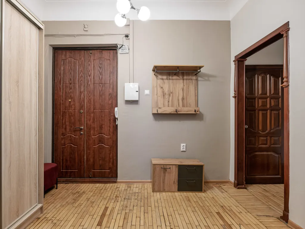 Четверка на Патриках в вишнёвых тонах