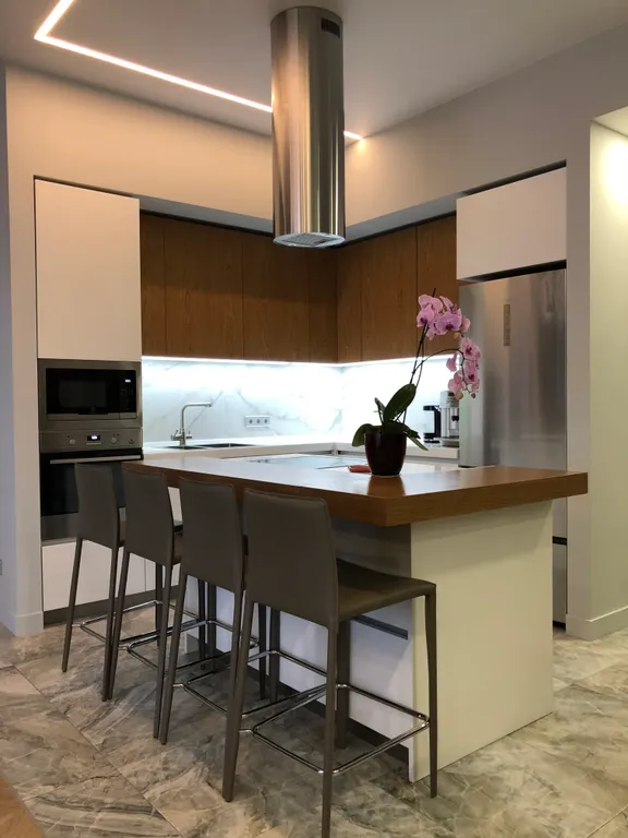 4-комнатные апартаменты в элитном ЖК Актер Гэлакси с сауной и камином